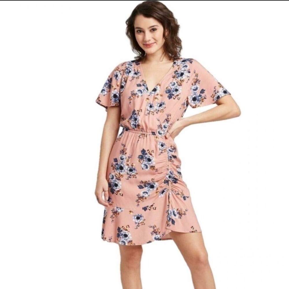 NWOT Floral Short Sleeve Dress